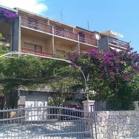 Garbin Ventus Makrsk Apartment *